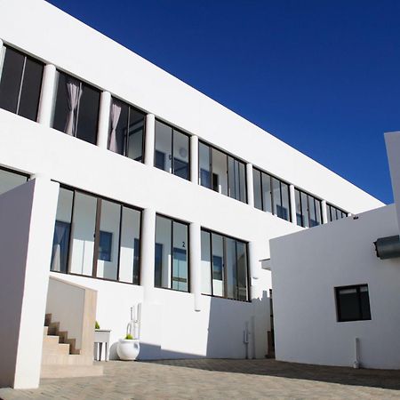 Shark Island Guesthouse Lüderitz Esterno foto