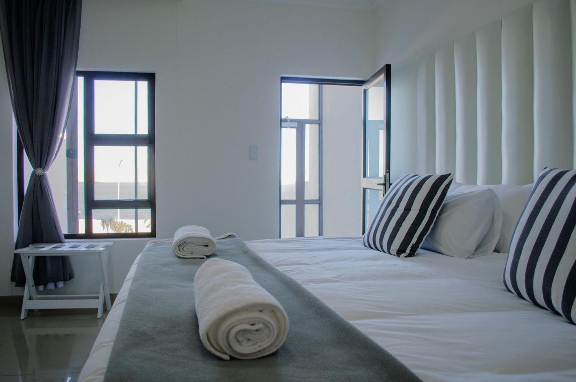 Shark Island Guesthouse Lüderitz Esterno foto