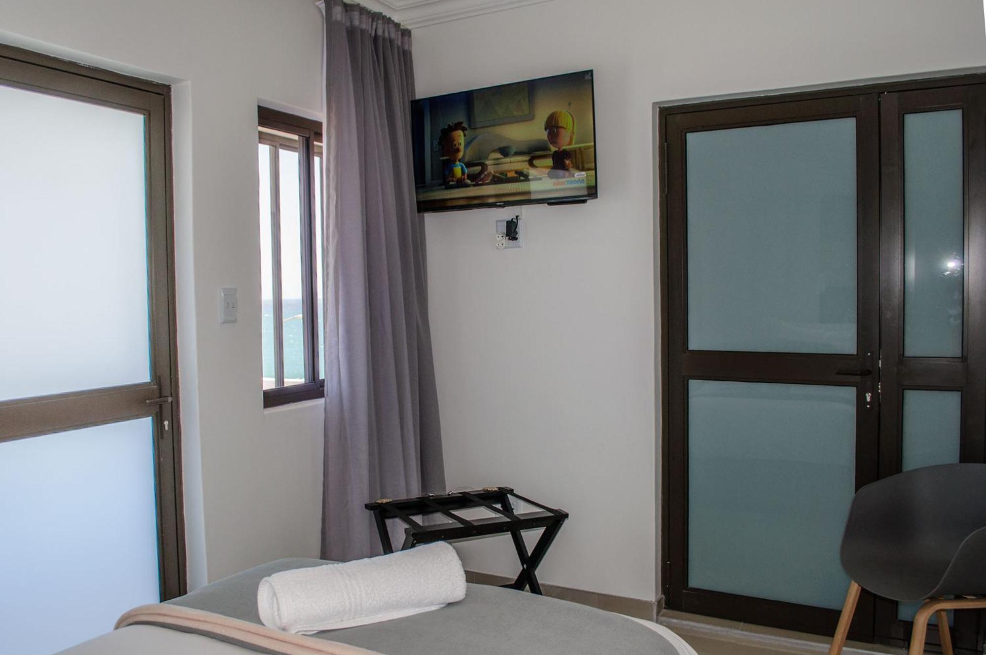 Shark Island Guesthouse Lüderitz Esterno foto